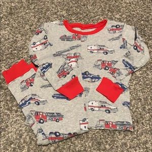 Carter’s pajama set
